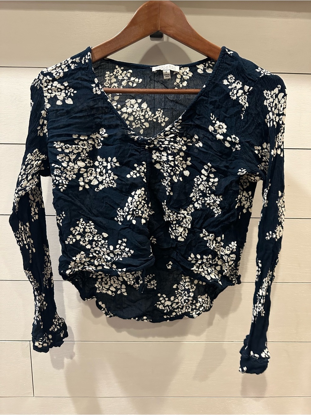 Patrons of Peace Navy Floral Long-Sleeve V-Neck Top- size Medium